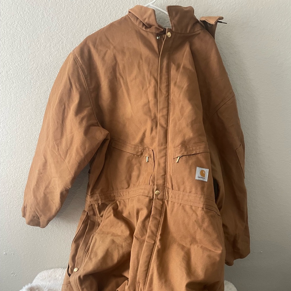 Mens carhartt jacket/pants combo in one size 56 regular